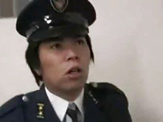 Japonský Slut pre nadržaných policajtov