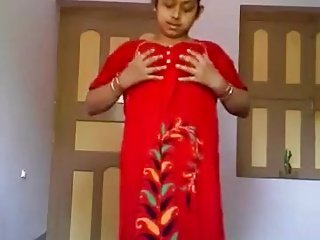 Ấn Độ lớn boob cô gái chụp ảnh tự sướng khỏa thân sexy