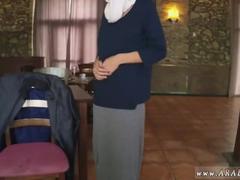 Mamma araba masturbando caldo musulmano sexy