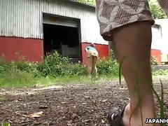 Excursionista asiática tetona se atado y follada a un chorreo de leche